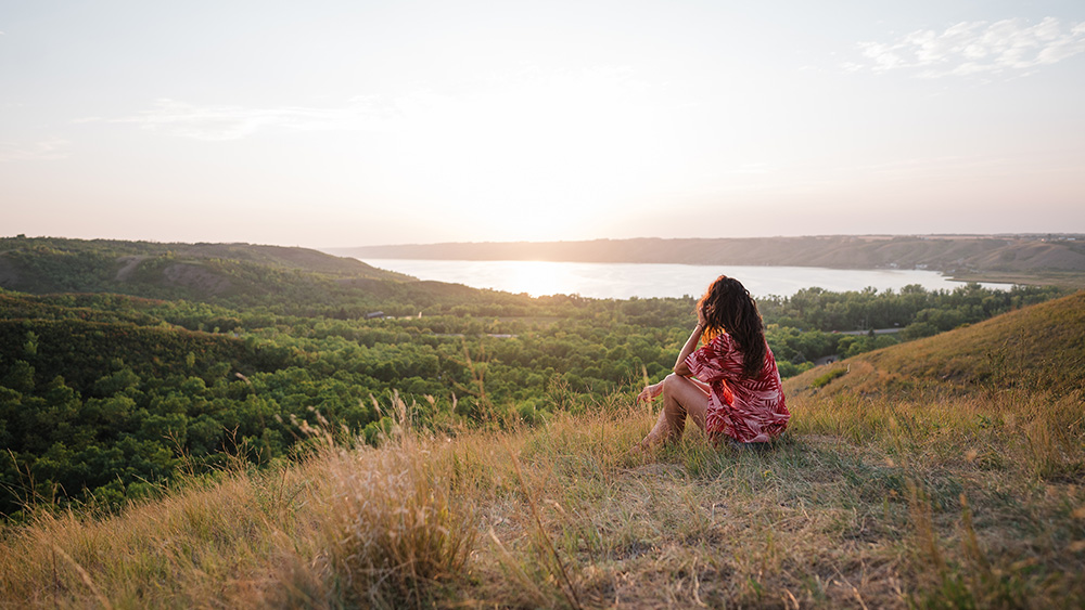 Explore a day trip to Echo Valley